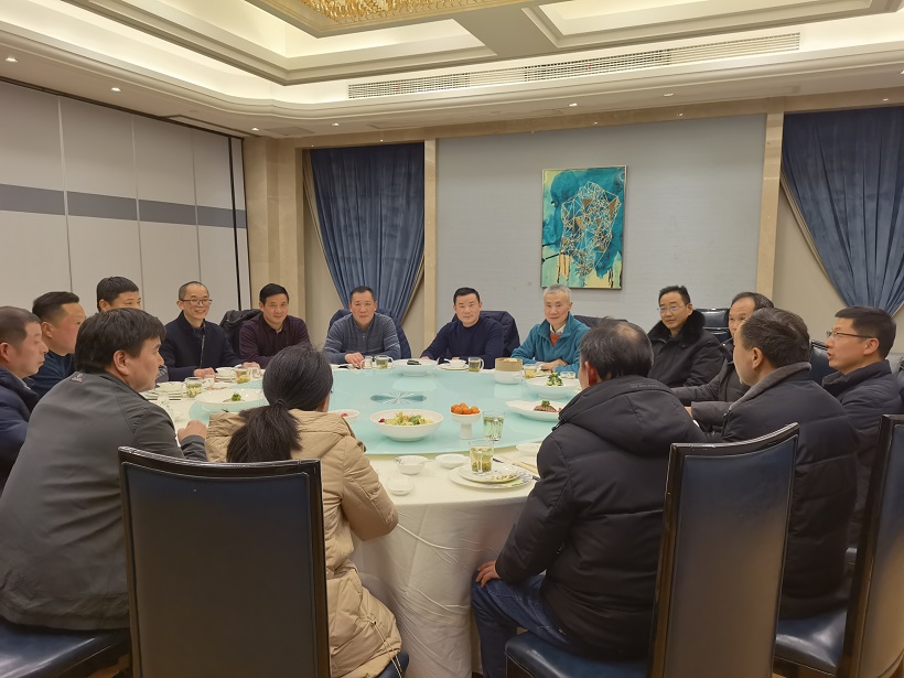 銷(xiāo)售服務(wù)新春茶話會(huì)照片1.jpg